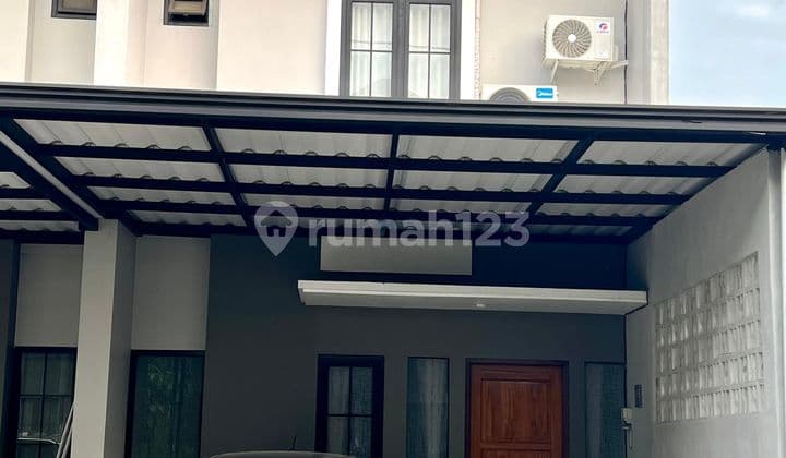 Rumah Cantik 2 Lantai Perumahan Taman Asri Tlogomulyo Pedurungan