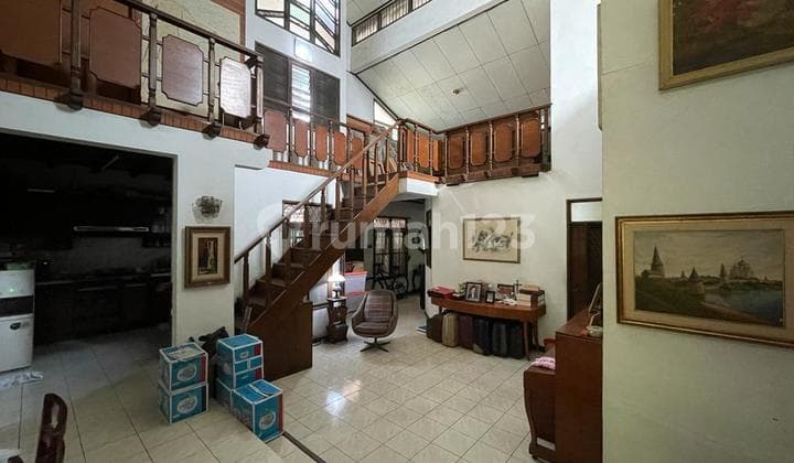 Dijual Rumah Tua Hitung Tanah Luas 573 M di Jl Terusan Hang Lekir , Harga Murah