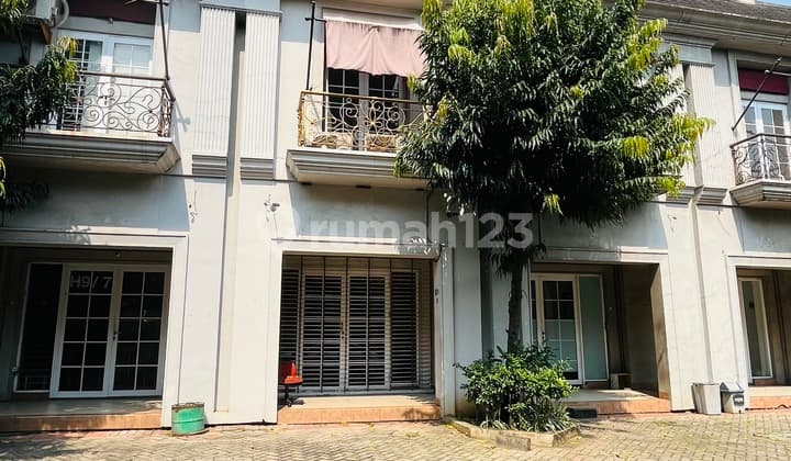 Disewakan Ruko Botanical Junction 21/2 Lantai Cocok untuk Kantor Lokasi Strategis