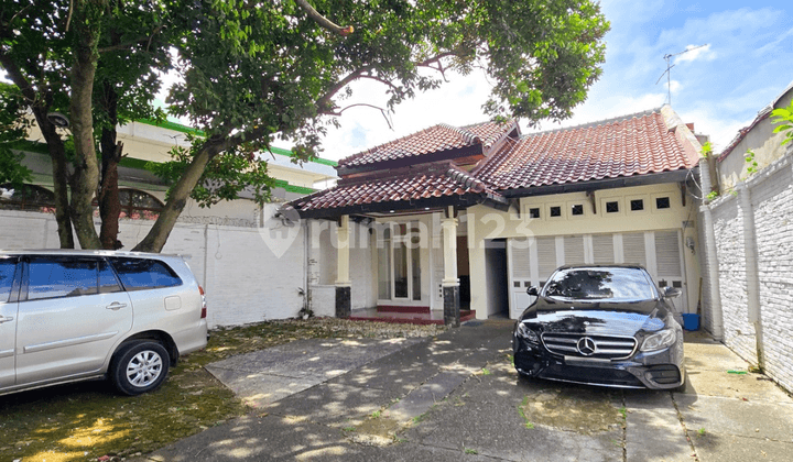 Dijual Cepat! Rumah 1 Lantai Ampera - Pool, 3 KT, Garasi 8 Mobil