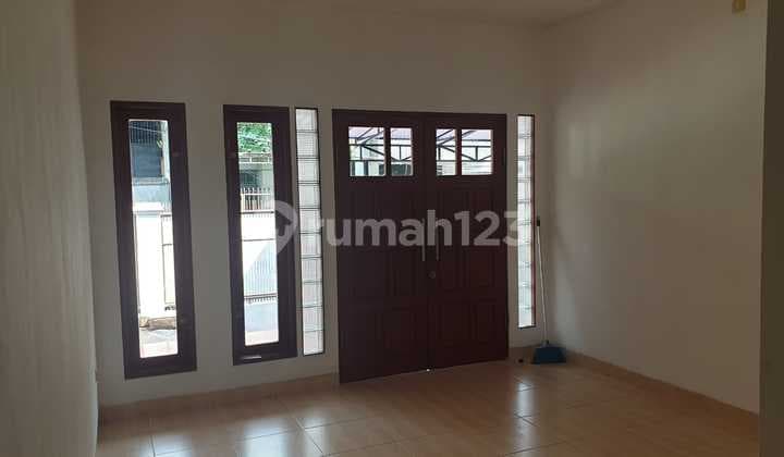 Tunjung Raya, Tomang