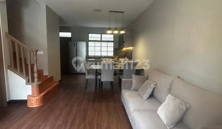 Di Jual Townhouse Taman Paris Full Furnished Lantai 1&2 Lippo Karawaci Tangerang