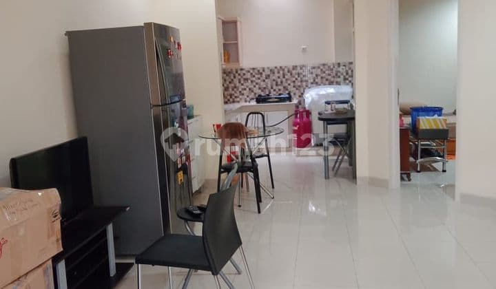 Di jual townhouse taman Paris lantai bawah lippo karawaci tangerang
