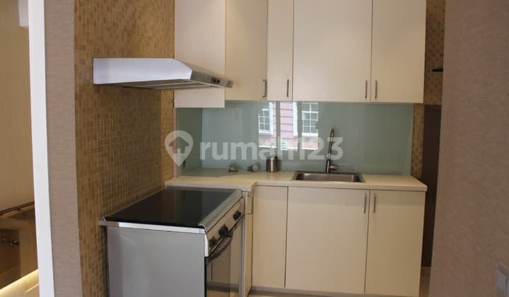 For Sale Townhouse Taman Paris Hook Tangerang