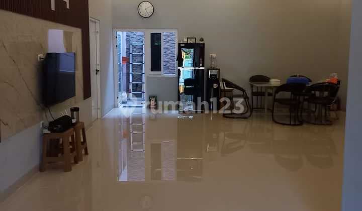 Di Jual Rumah Sektor 7 Full Furnished Lippo Katawaci