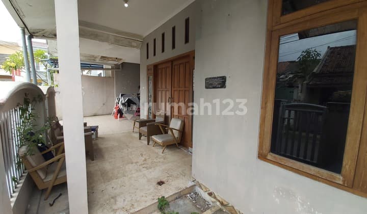 Rumah Erlangga Pusat Kota Semarang Strategis Bebas Banjir