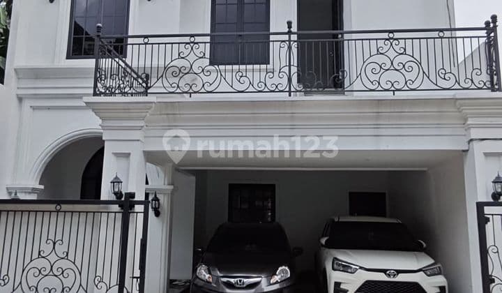 Rumah 2 Lantai Dijual Akses Strategis Dekat Lingkungan Sekolah & Universitas & Akses KRL