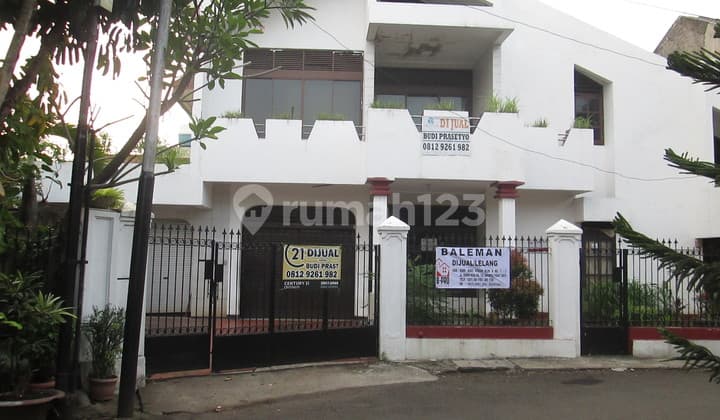 Rumah Siap Huni Jl Merak Bintaro Jaya Sektor 2 Tangsel