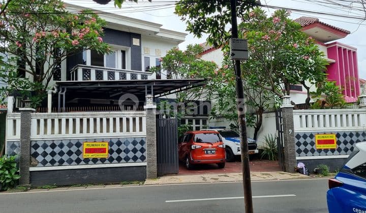 Rumah Cantik Jl Paso Raya Jagakarsa Jaksel Lelang Bank