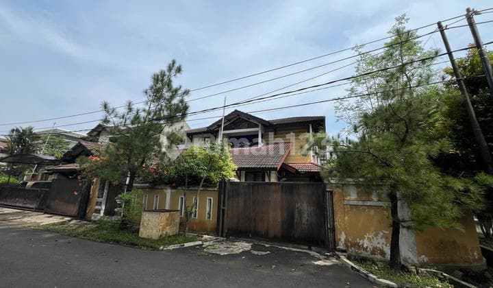 Rumah Klasik Bumi Pesanggrahan Mas Jakarta Selatan