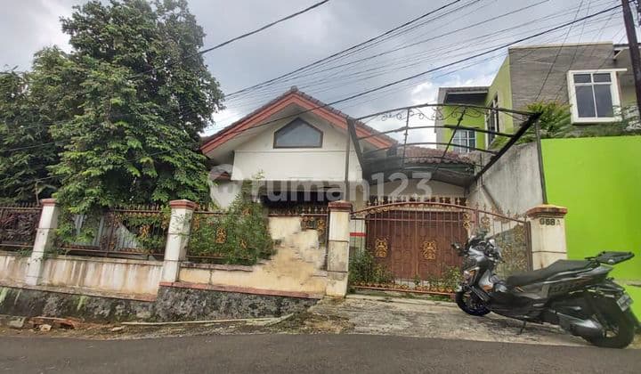 Rumah hitung tanah di Kavling DKI Jl purwa utama ujung jagakarsa .