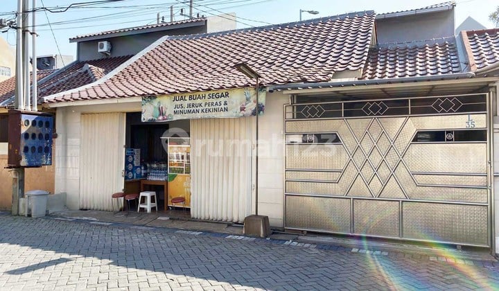 Rumah di Kebraon Indah Permai Surabaya Barat (Sebelah Grand Harvest), Bagus + Terawat, Siap Huni !!!