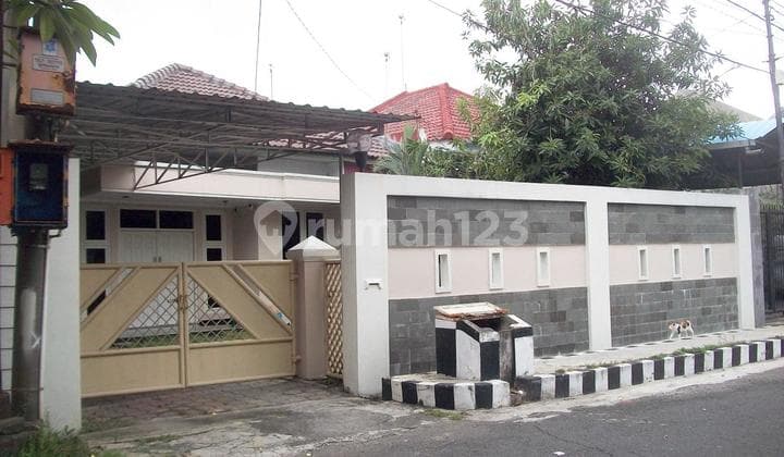 Rumah di Panjang Jiwo Permai Surabaya Selatan, Bagus + Terawat, Siap Huni