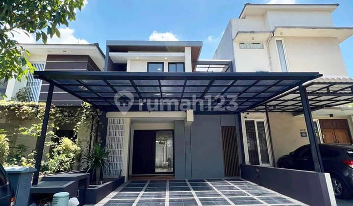 Rumah BARU GRESS !!! di Dian Istana Cluster Mocca Vrbana Surabaya Barat, Minimalis, 2 Lantai, Semi Furnished, SIAP HUNI !!!