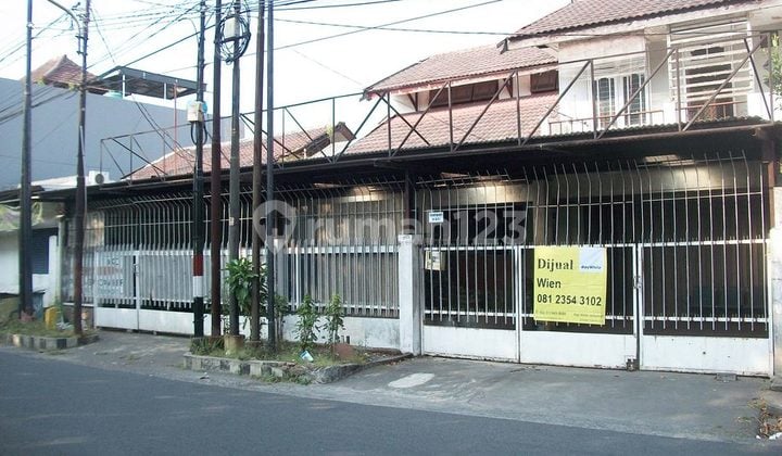 Rumah di Raya Rungkut Asri Tengah Surabaya, Strategis Nol Jalan Raya Kembar, bisa untuk Usaha Apa Saja...!!! Rumah di Raya Rungkut Asri Tengah Surabaya, Strategis Nol Jalan Raya Kembar, bisa untuk Usaha Apa Saja...!!!