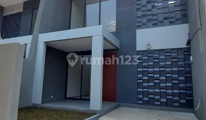 Rumah Baru 2 Lantai Siap Huni di Cinere