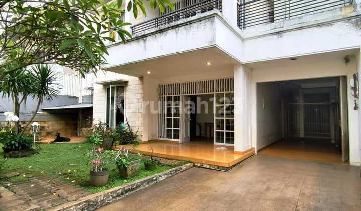 Rumah 2 Lantai Bagus Di Pondok Indah