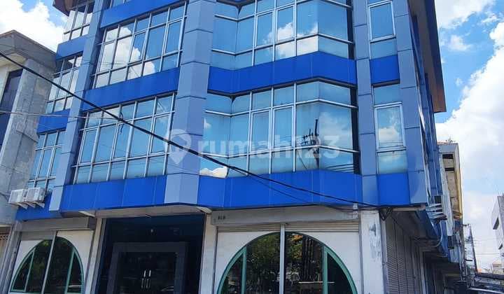 Dijual Ruko 4 Lantai Lokasi Startegis di Raya Manyar Surabaya