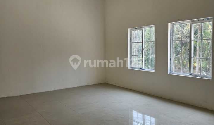 Teluk Naga Warehouse (LTLB 622/600 m)