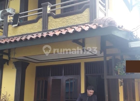 House on Jl. Haji Suaib (Land Area 245M/Building Area 250M)