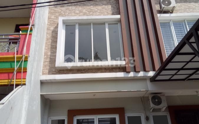 Citra 2 Shophouse (Size 4x19 m2)