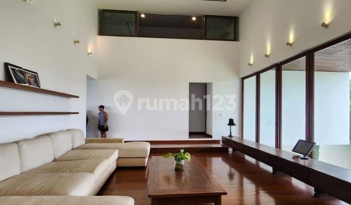 Rumah Mewah Siap Huni Kondisi Baru Pondok Indah Jakarta Selatan