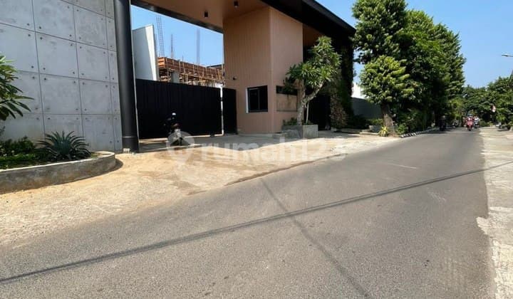 Luxury House for Sale in Cilandak Townhouse, South Jakarta