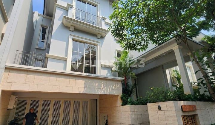 Dijual Rumah Mewah Dalam Cluster Lingkungan Aman Nyaman Lebak Bulus Jakarta Selatan