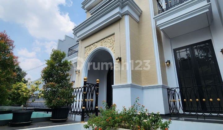 Dijual Rumah Mewah Dengan Kolam Renang Di Cilandak Jakarta Selatan