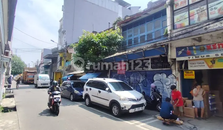 Pasar Pagi Shop House, West Jakarta
