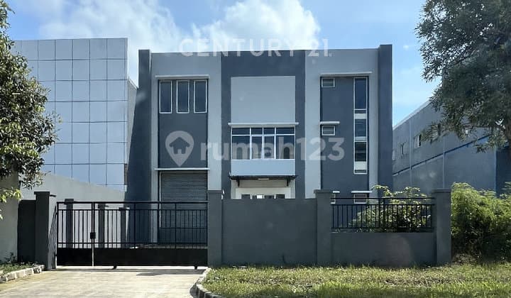 Gudang Baru di Kawasan Industri Delta Silicon Lippo Cikarang