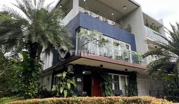 From Latinos Costa Rica BSD 3 Floors