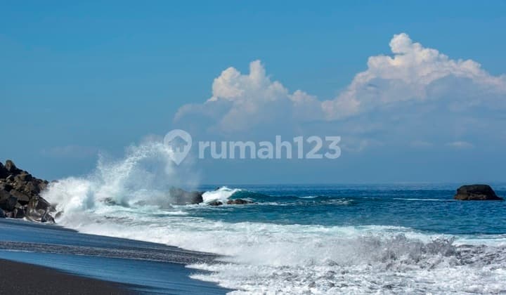 Tanah Kecil Tebing Pantai Sunset View Cantik