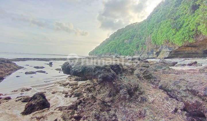Amarta Villa Ungasan, Pantai Melasti Vila