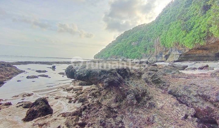 Amarta Villa Ungasan, Pantai Melasti Vila