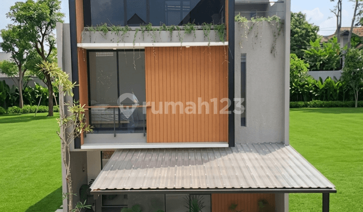 Rumah Baru Furnish Riverside Residence Setraduta Blok Cemara
