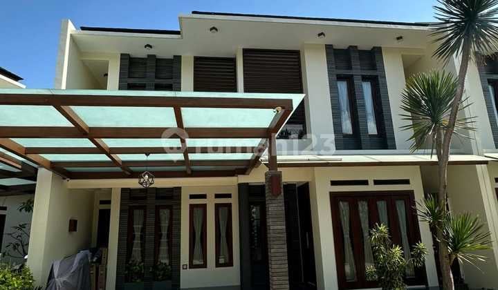 Homey Living At Ciumbuleuit Include Fully Furnish Private Pool