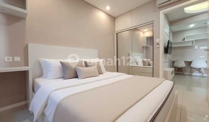 Tinggal Bawa Koper Modern Minimalis @Parahyangan Residence