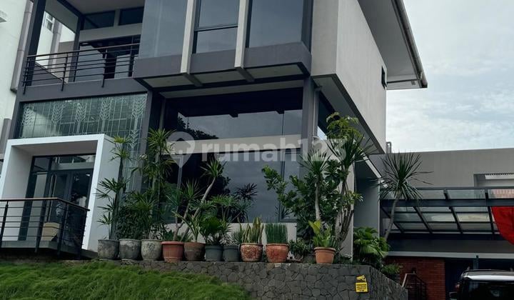 Rumah Baru Fully Furnish Design Modern Tropis Di Resor Dago Pakar