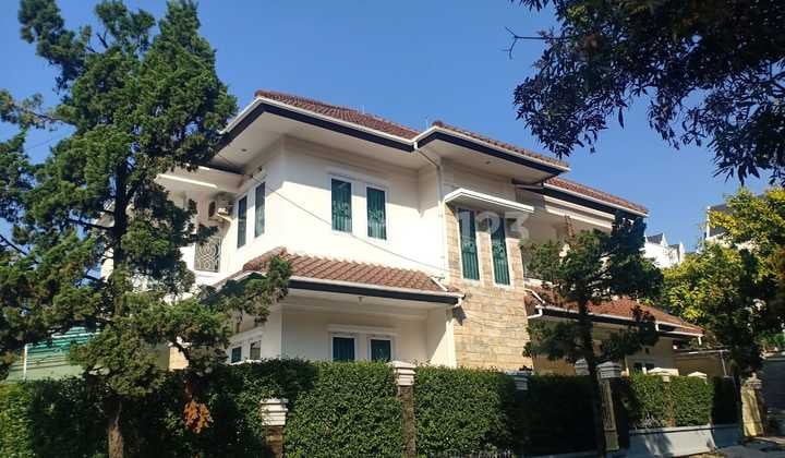 Rumah Di Komplek Setraduta Blok Hegar Siap Huni 5KT 3KM Luas 357m