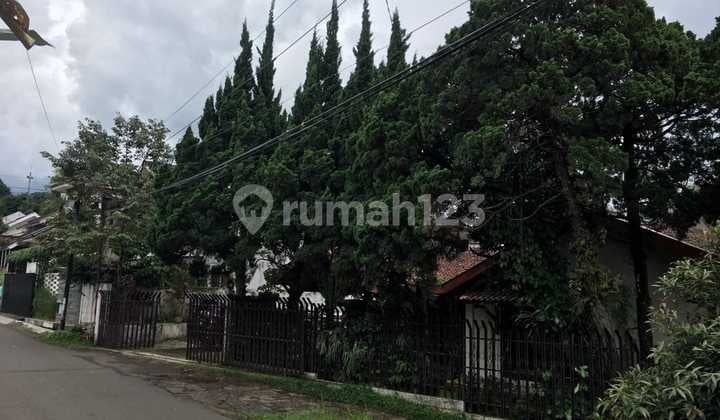 Dijual Rumah di Dago Bandung Dekat Hotel Jayakarta