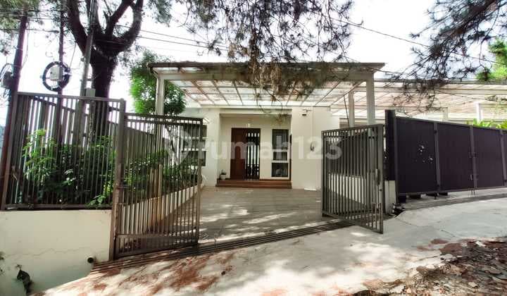 Rumah Fully Furnish di Ciumbuleuit Bandung Dekat Unpar