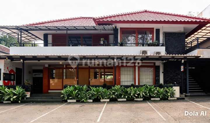 Ruang Usaha untuk Cafe, Resto, Coffe Shop, Kantor di Dago Bandung