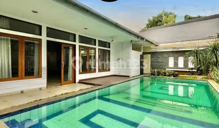 Turun Harga ! Dijual Cepat Rumah Di Pondok Indah Row Jalan Lebar Rumah Terawat Hitung Tanah Bangunan Kokoh