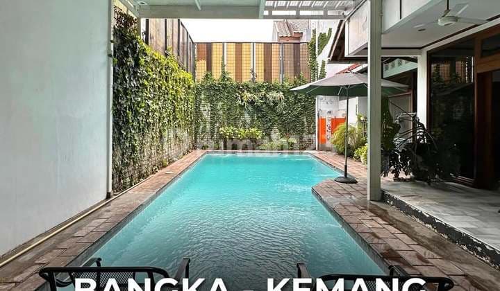 Rumah Bagus Terawat di Bangka - Kemang, LT 576 LB 600