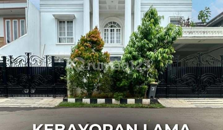 Rumah Dalam Komplek Fully Furnished di Kebayoran Lama, LT 300 LB 650