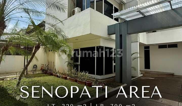 Rumah Minimalis Modern di Senopati - Kebayoran Baru, T 329 B 700