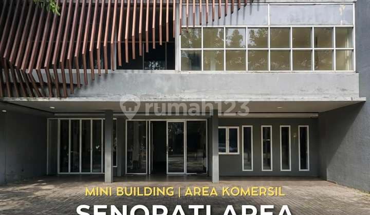 Mini Building di Area Komersil Senopati, LT 341 LB 550