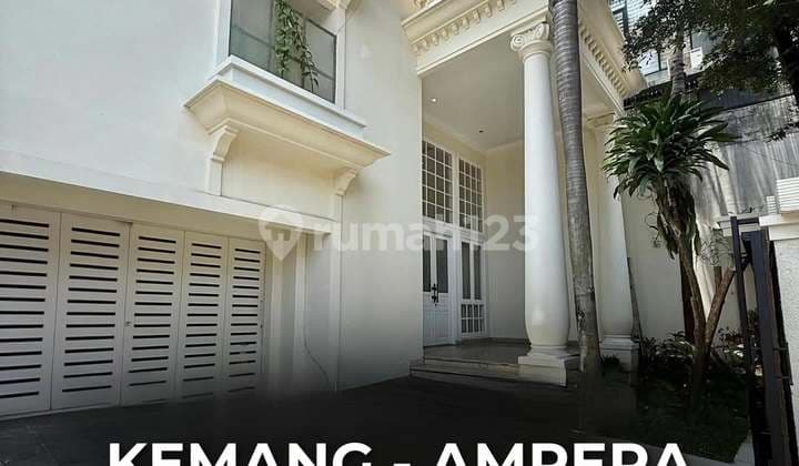Newly Renovated Modern Classic House di Kemang, LT 575 LB 600
