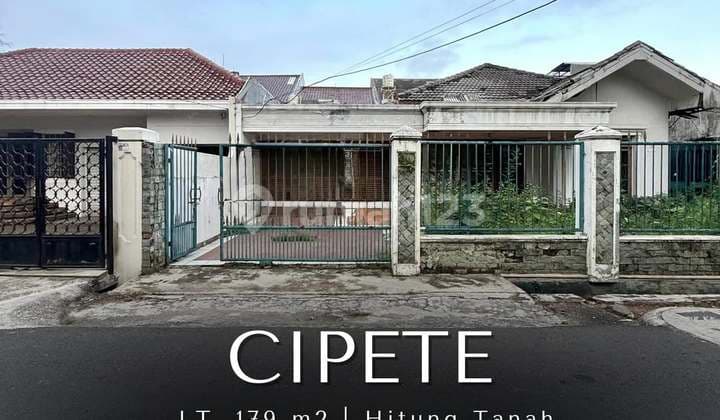 Rumah Lama Hitung Tanah Hadap Selatan dekat Cipete Raya, LT 179